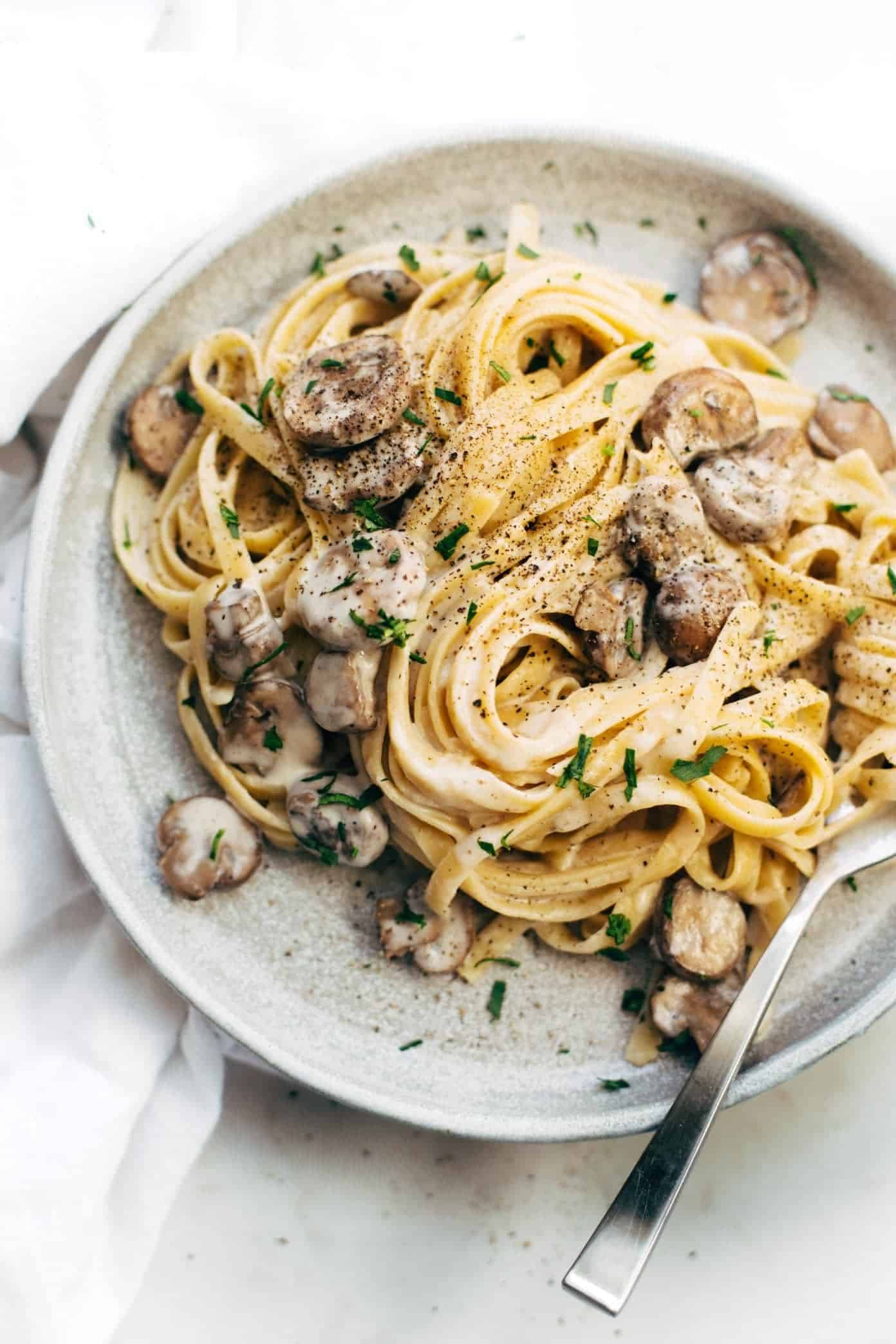 Fettuccine Alfredo with Mushrooms